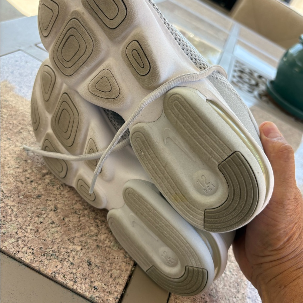 Nike Gray Sneakers Mesh Breathable Design - Picture 6 of 7